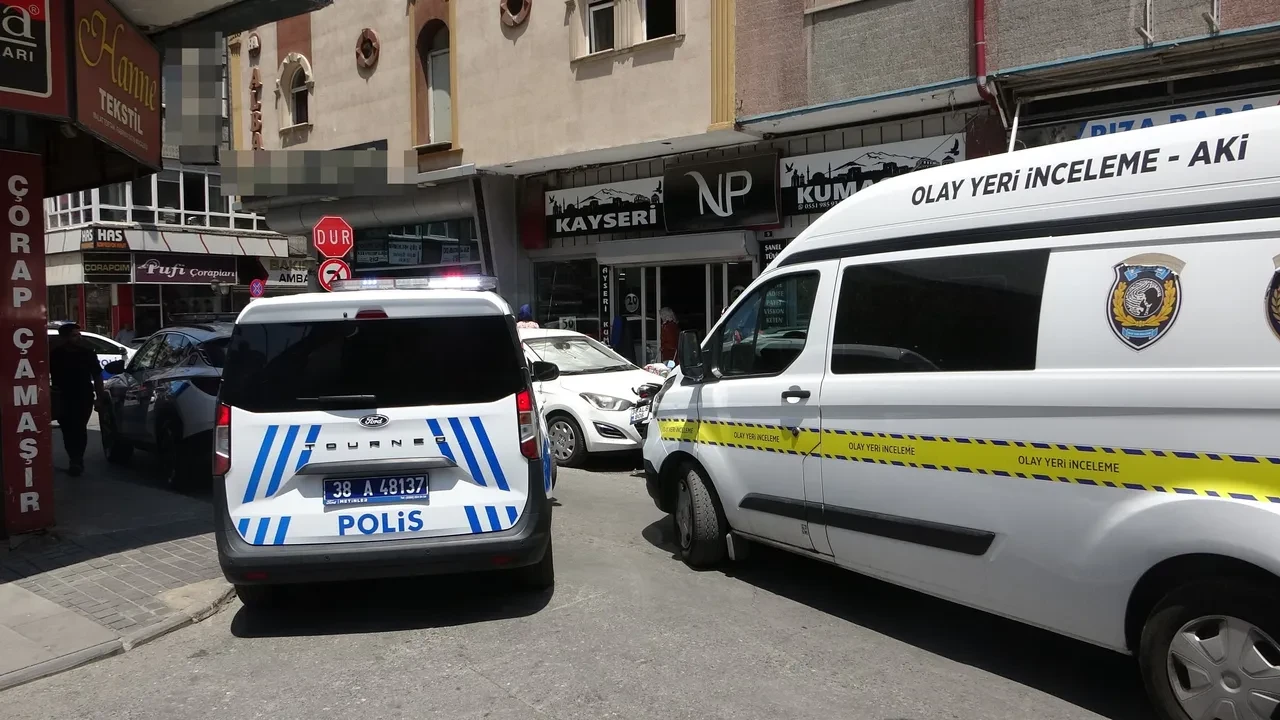 Kayseri'de otel odasında şok ölüm!