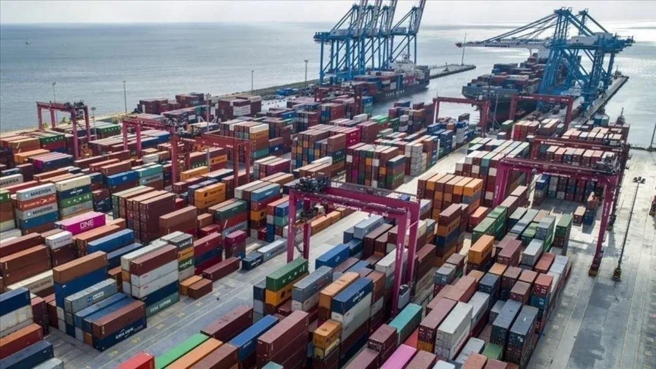 Kocaeli'nin ihracatı 6 ayda 12 milyar dolara yaklaştı