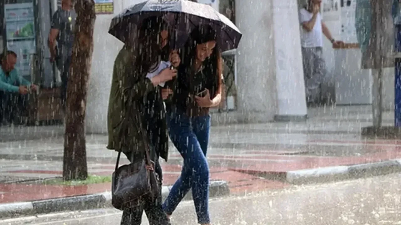 Meteoroloji uyardı! Hafta sonu plan yapacaklar dikkat! İşte 19 Temmuz 2025 il il hava durumu...