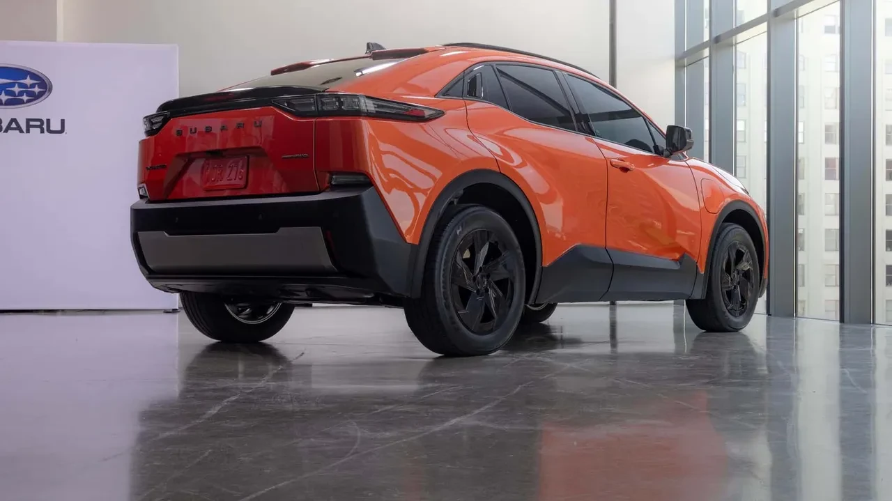 Subaru yeni elektrikli otomobilini tanıttı: Uncharted
