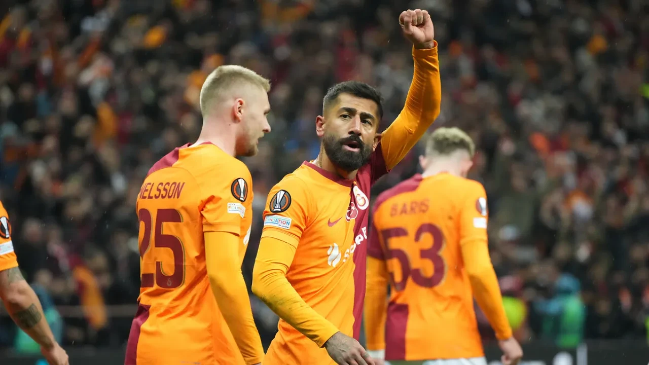 Galatasaray'da bir ayrılık daha! Sözleşmesi feshedilecek