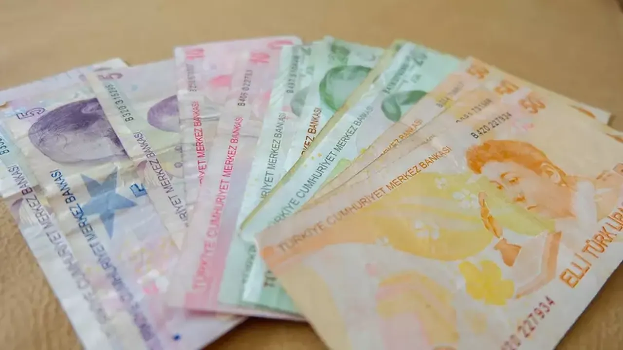 Kamu işçisi zammı ne zaman belli olacak? Bakanı Vedat Işıkhan’dan açıklama