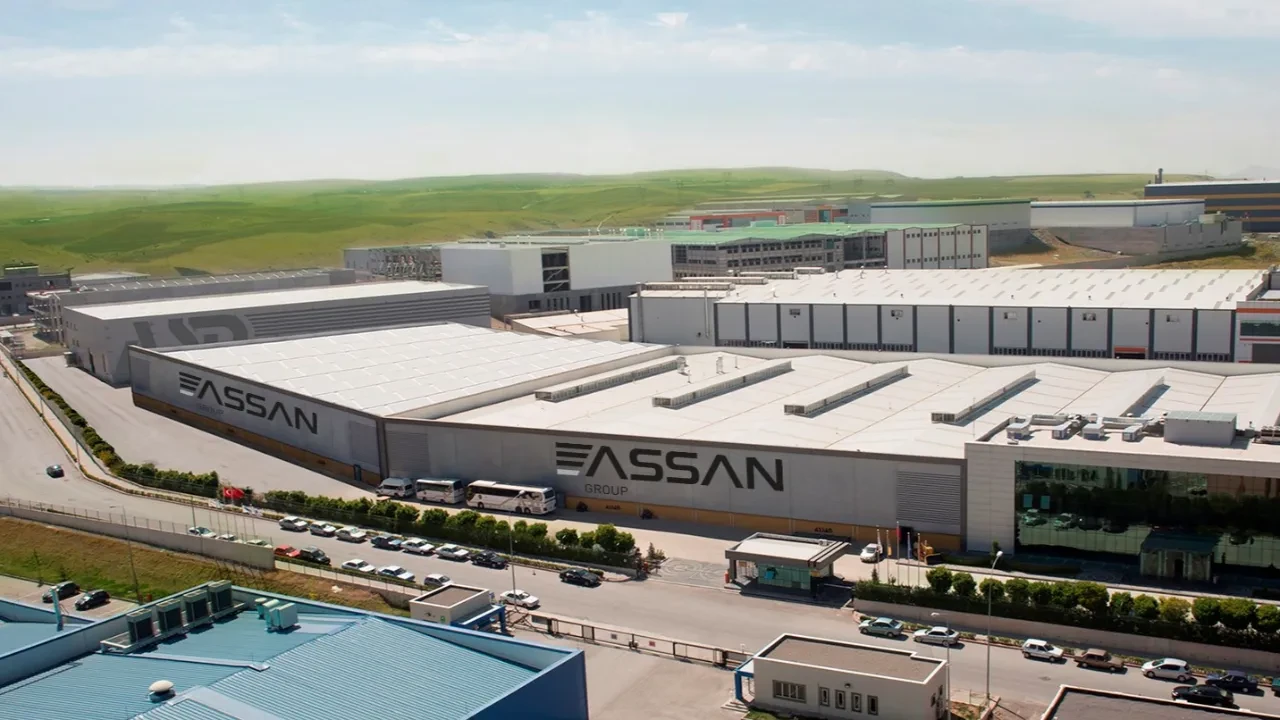 Askeri araçlar için yeni hibrit güç grubu