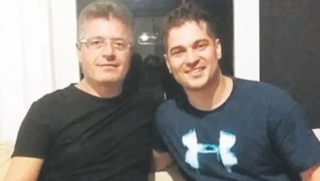 Çağatay Ulusoy'un dayısıyla karesi yıllar öncesine götürdü!