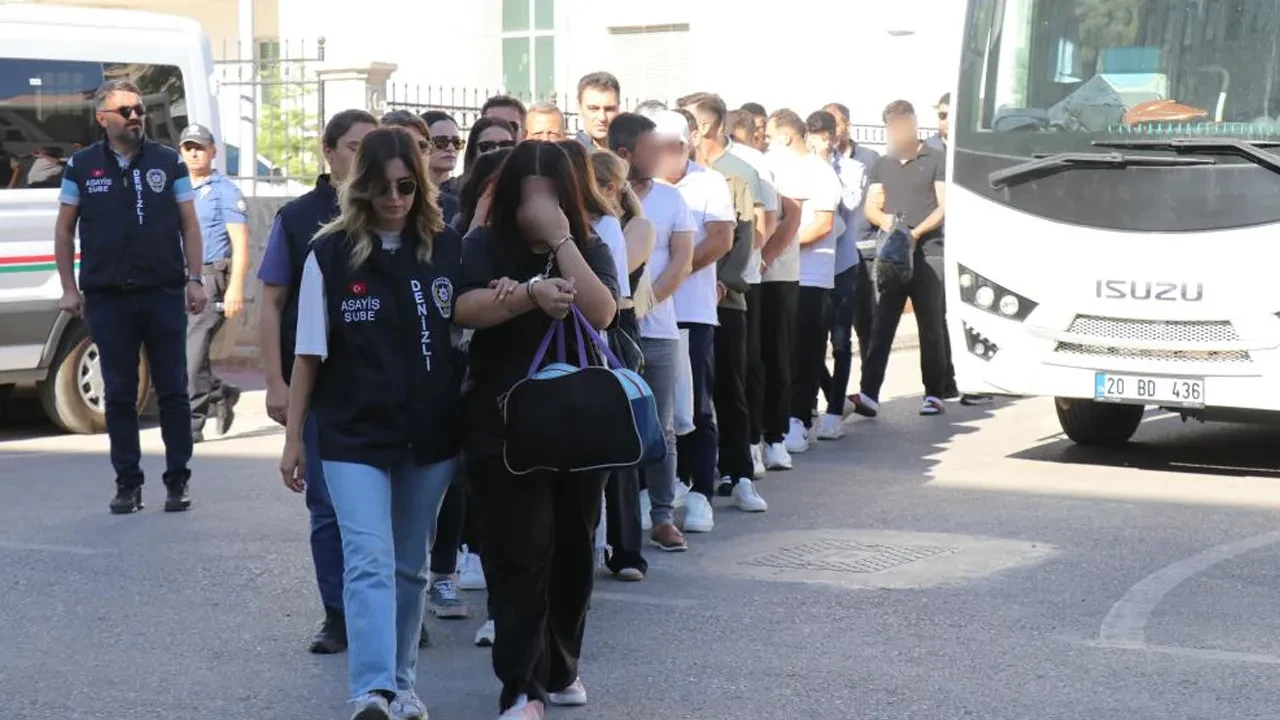 Çağrı merkezi kurup 11 milyonluk vurgun yaptılar! Eskort tuzağında 26 tutuklama