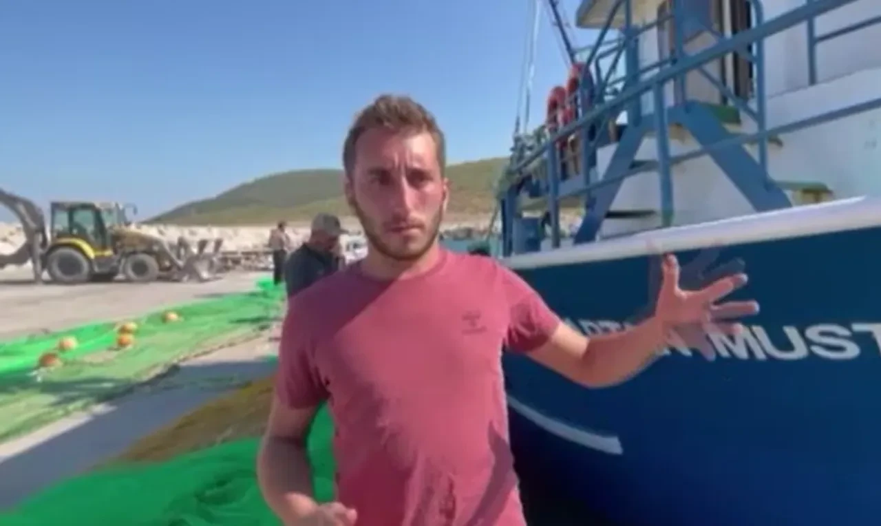 İzmir'de torpido paniği: Balıkçı ağına takıldı!