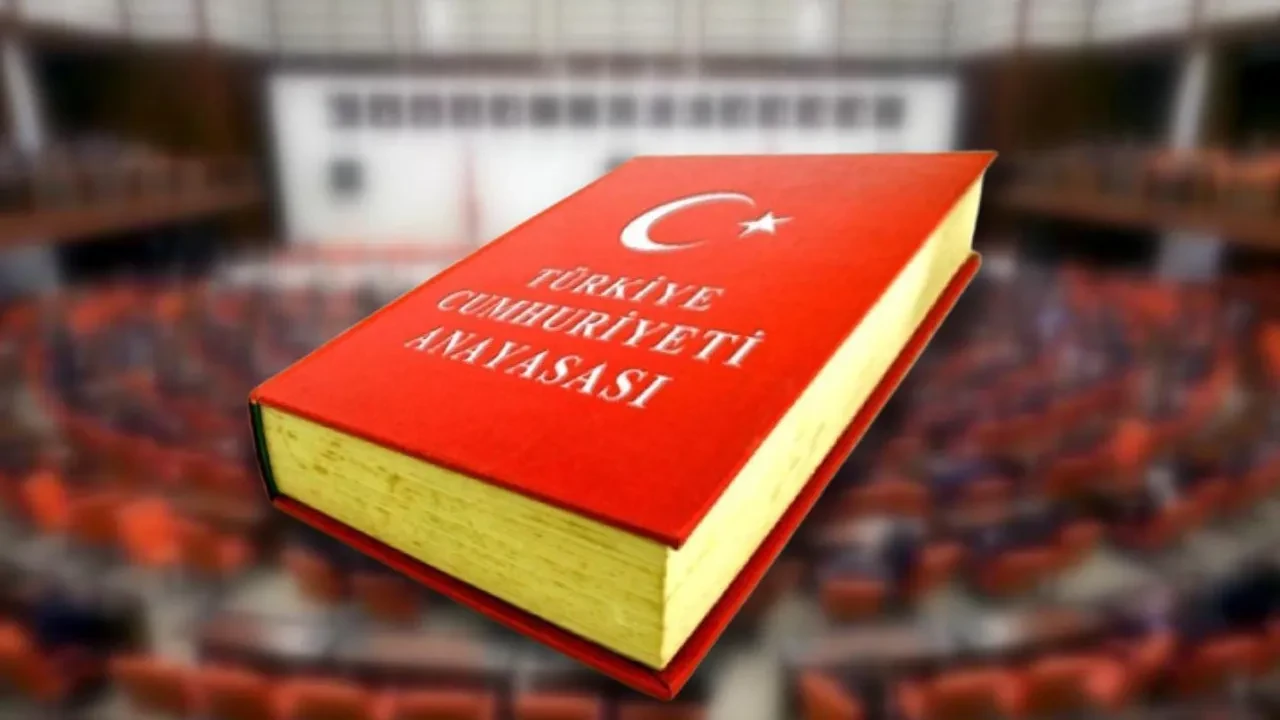 Mehmet Uçum'dan dikkat çeken yeni anayasa ve referandum çıkışı: 'TBMM'de kabul edilse bile...'