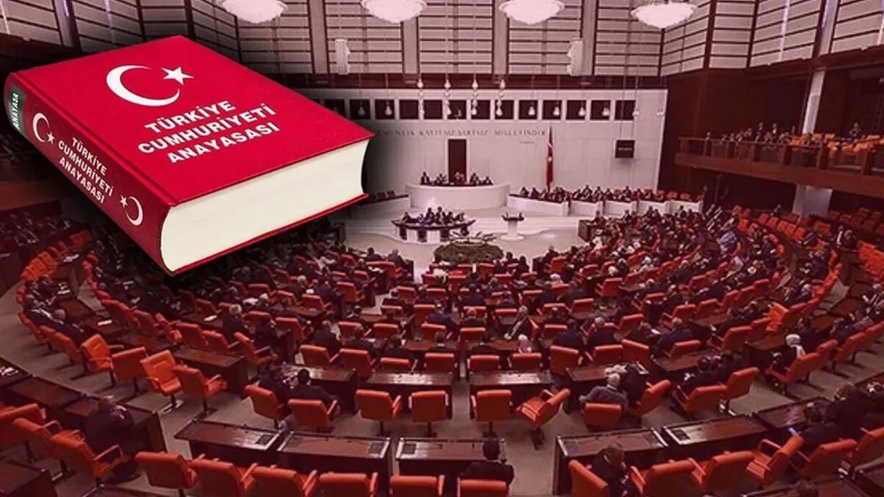 Mehmet Uçum'dan dikkat çeken yeni anayasa ve referandum çıkışı: 'TBMM'de kabul edilse bile...'