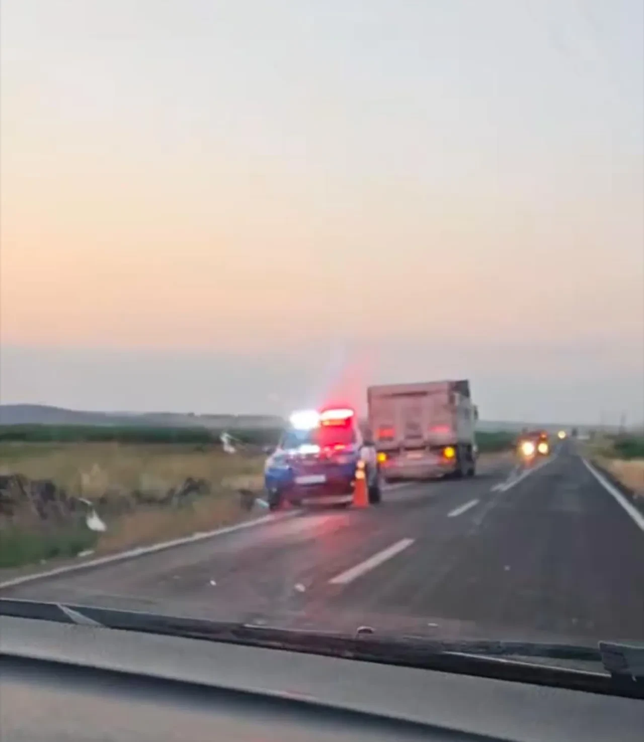 Siverek’te tarım işçilerini taşıyan iki araç çarpıştı: Çok sayıda yaralı var!