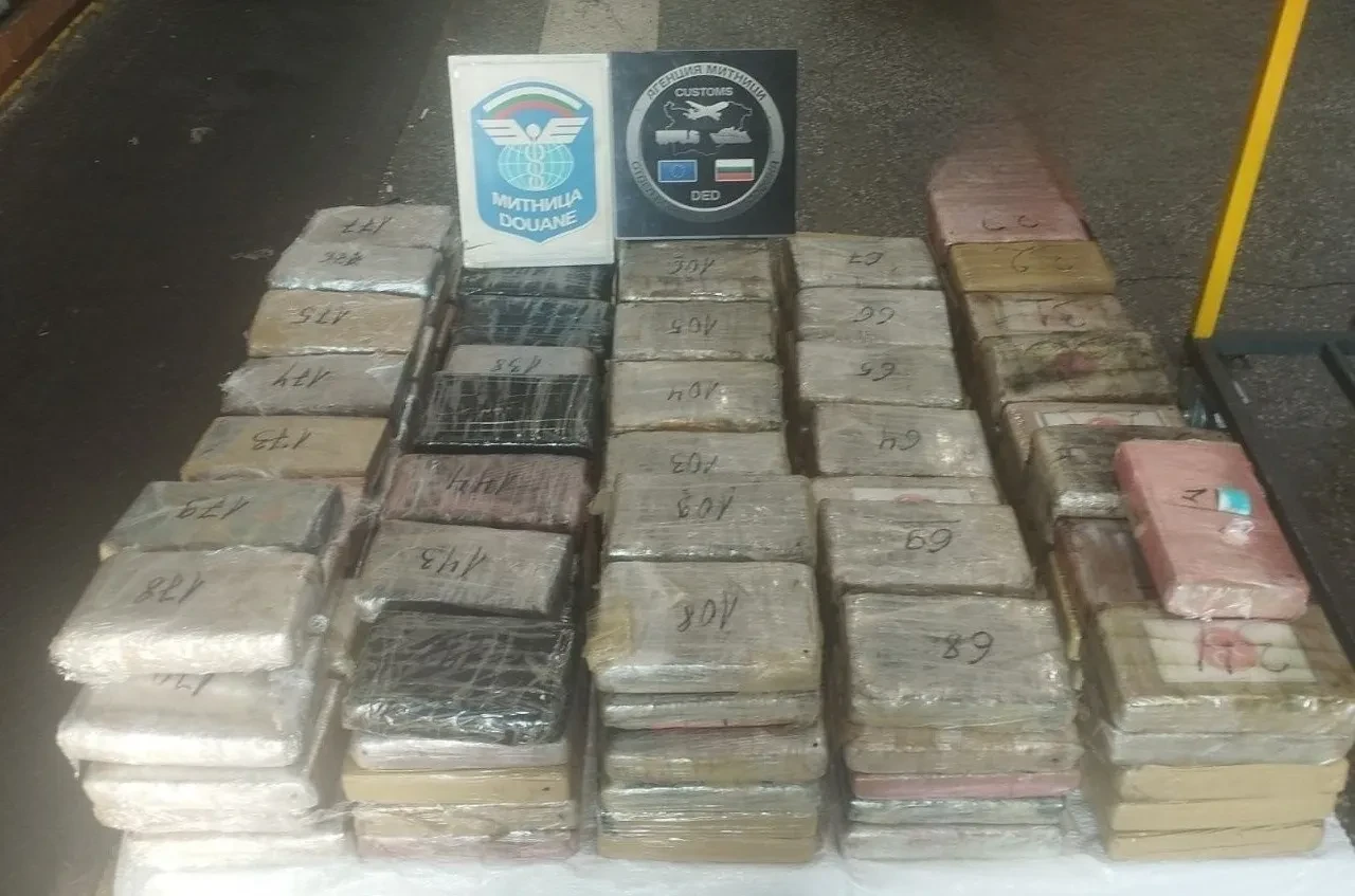 Türkiye'ye giriş yapacaktı: Diplomatik plakalı araçta rekor kokain! Piyasa değeri 550 milyon TL