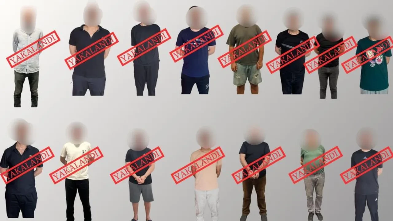 Yurt dışında yakalanan 15 suçlu Türkiye’de! 14'ü kırmızı bültenle aranıyordu