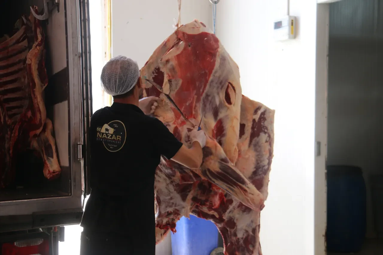 Asırlardır süren o yöntem! Büyüden korunmak için yapıyorlar