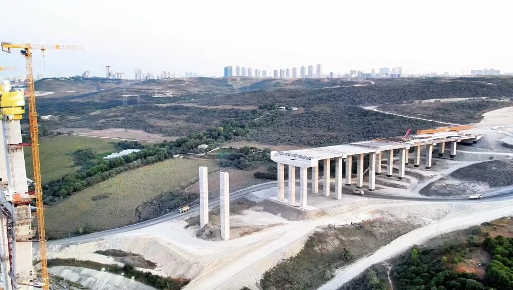 Kanal İstanbul projesinde ilk adım! Dev köprü 110 metreye ulaştı 