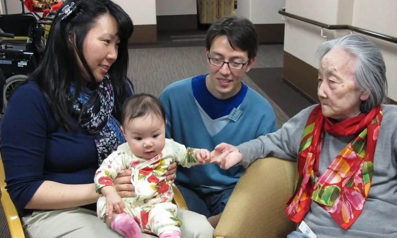 Sessiz ölümlere 'kiralık büyükanne' çözümü: Yaşlılara ilginç bir iş kapısı