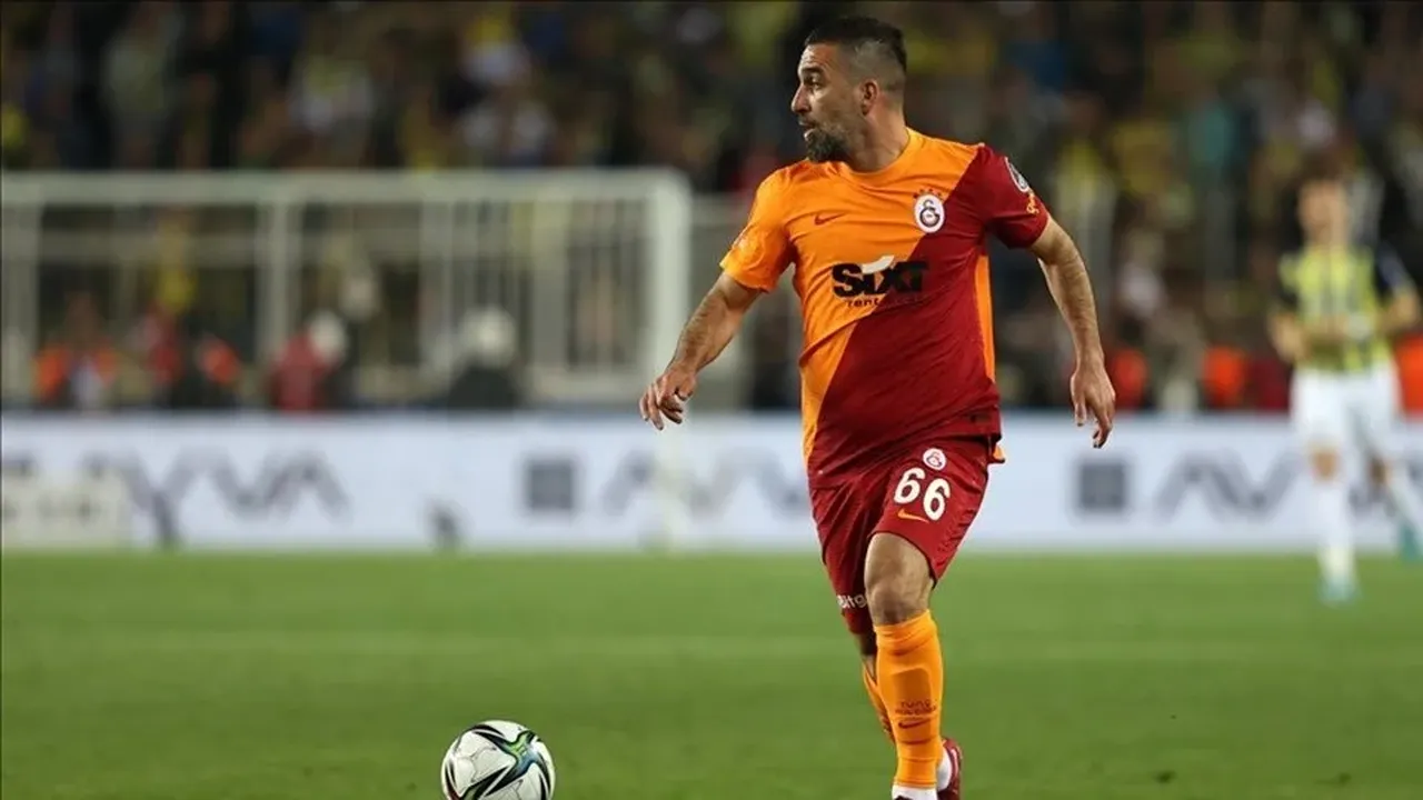 Arda Turan, Galatasaray yazısını neden kaldırdığını açıkladı!