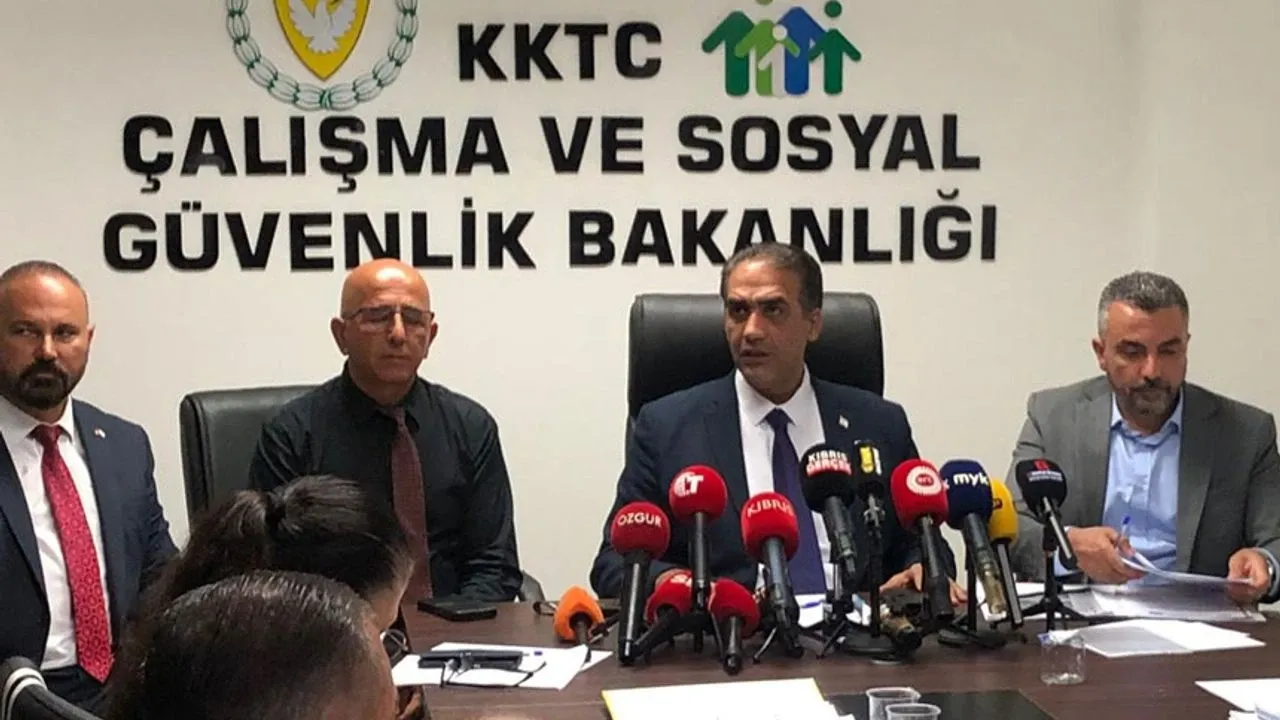 Asgari ücrete ara zam! KKTC'de en düşük işçi maaşı belli oldu
