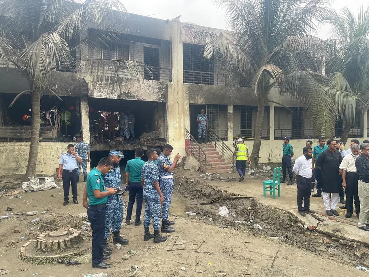 Bangladeş'teki uçak kazasında can kaybı artıyor! Sebebi ortaya çıktı