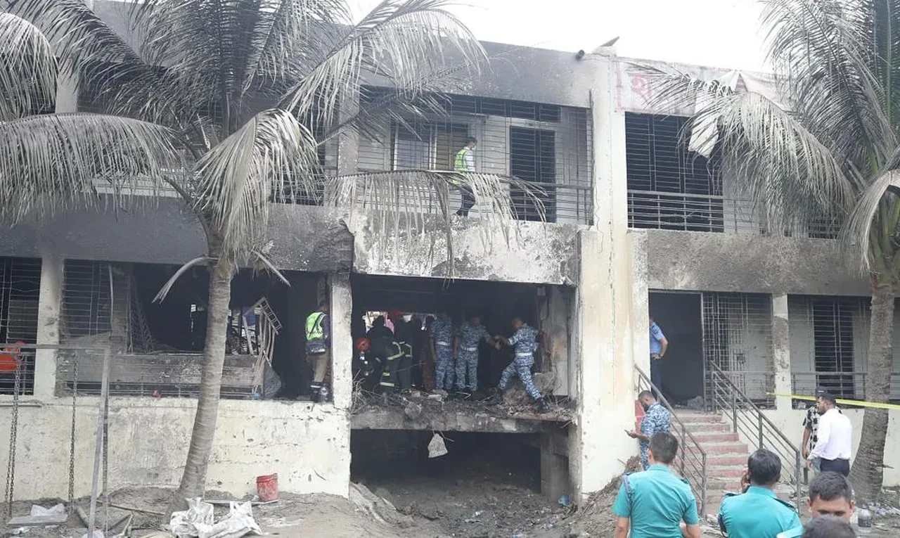 Bangladeş'teki uçak kazasında can kaybı artıyor! Sebebi ortaya çıktı