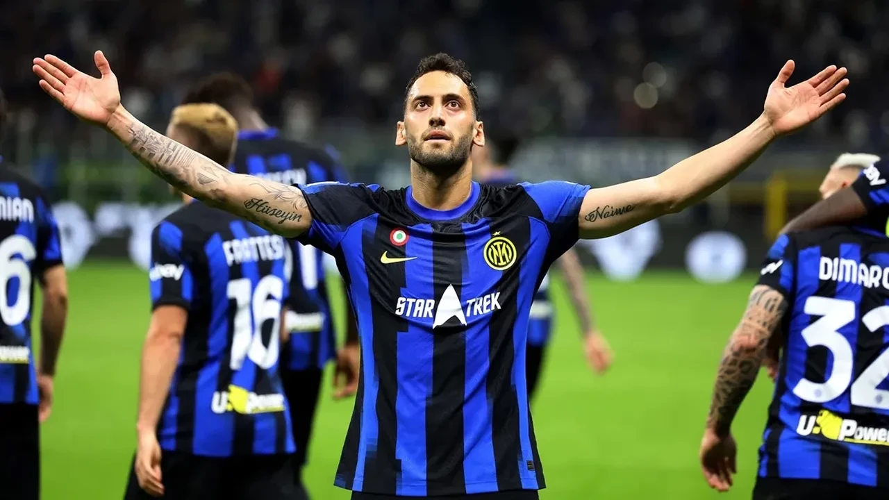 Canlı yayında açıkladı! “Galatasaraylı doğdum Galatasaraylı öleceğim”