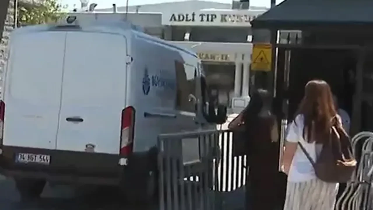 Genç doktorun sırlarla dolu ölümü! Kuryeye kapıyı açmayınca dehşet ortaya çıktı