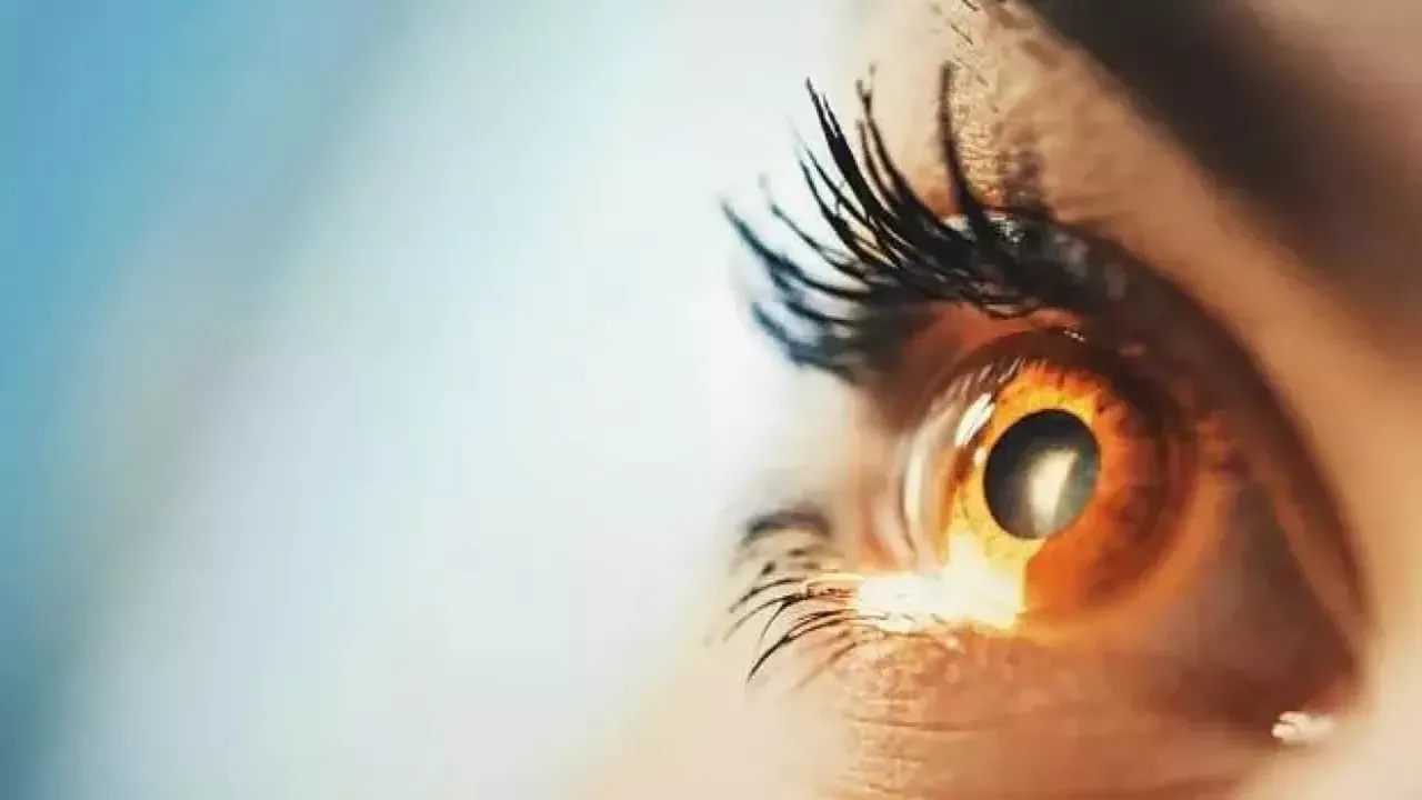 Göz seğirmesi deyip geçmeyin! Arkasındaki sebepler ihmale gelmez