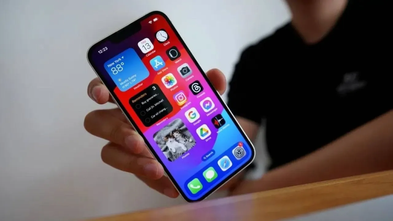 iPhone'unuzun şarjı bu yüzden hızlı bitiyor! Sakın böyle bırakmayın