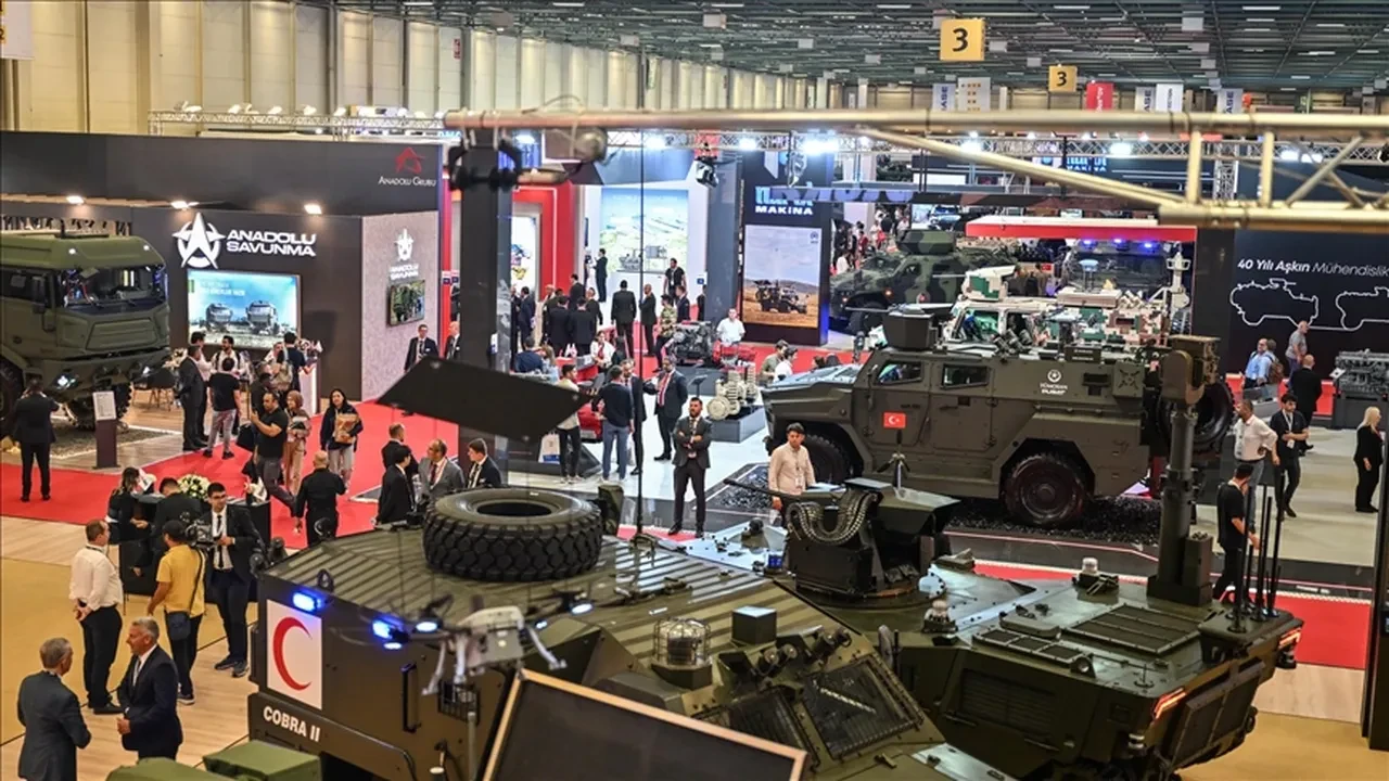 İstanbul'da hangi yollar kapatıldı? IDEF 2025 nedeniyle bazı yollar trafiğe kapatıldı