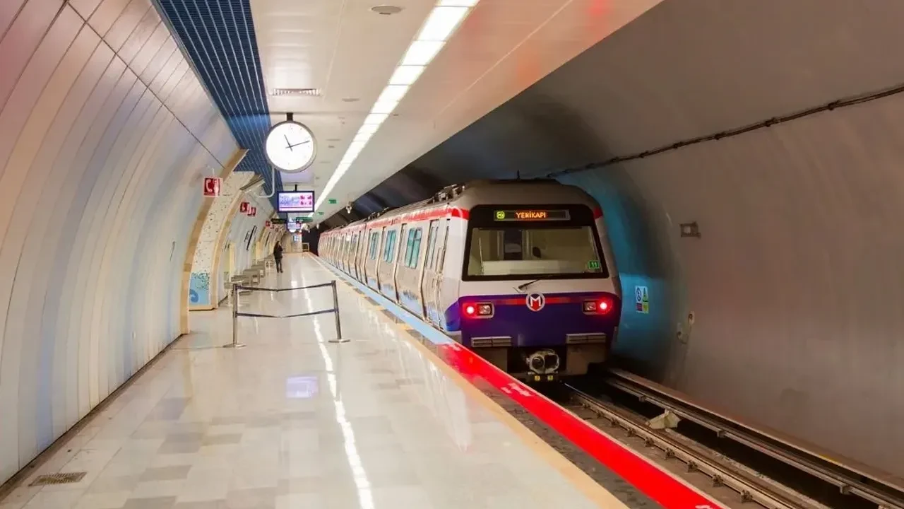 İstanbul'da iki metro durağı kapatıldı! Bu hatları kullanacaklar dikkat