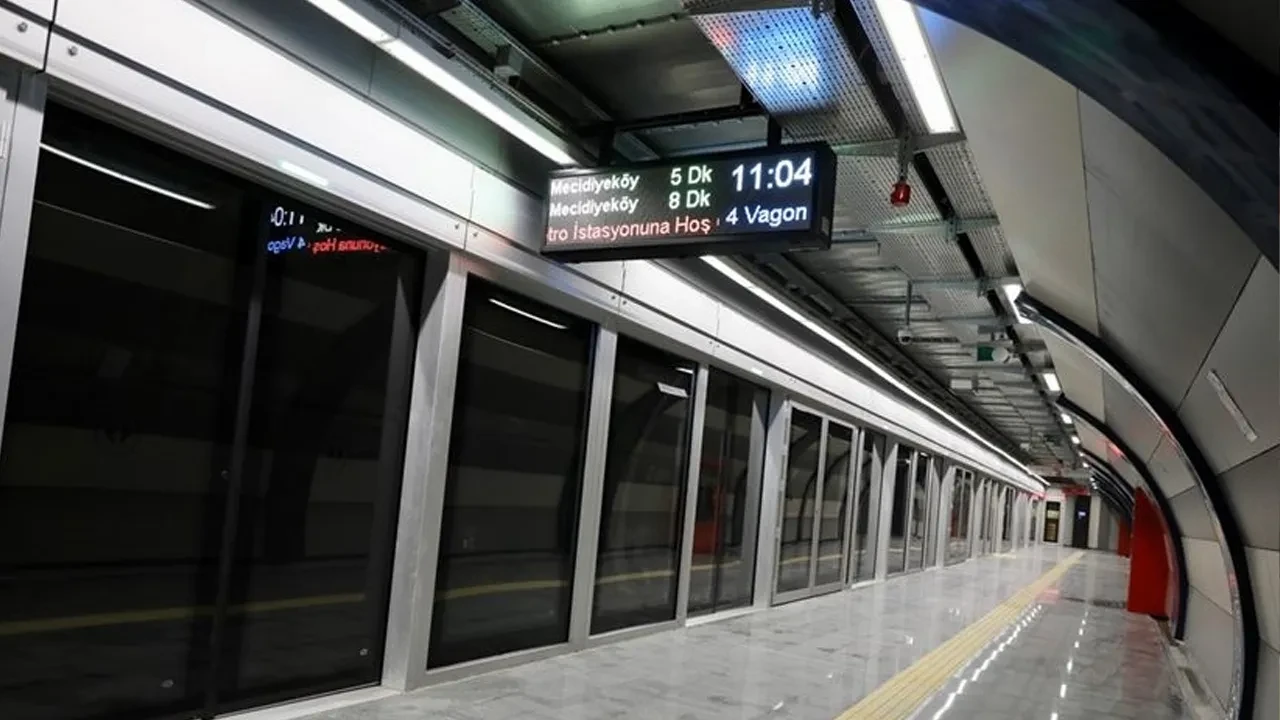 İstanbul'da iki metro durağı kapatıldı! Bu hatları kullanacaklar dikkat
