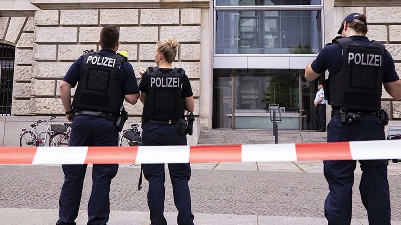 Katliamı itiraf etti! Eve giren ekipler dehşete düştü: Çok sayıda cesetle karşılaştılar