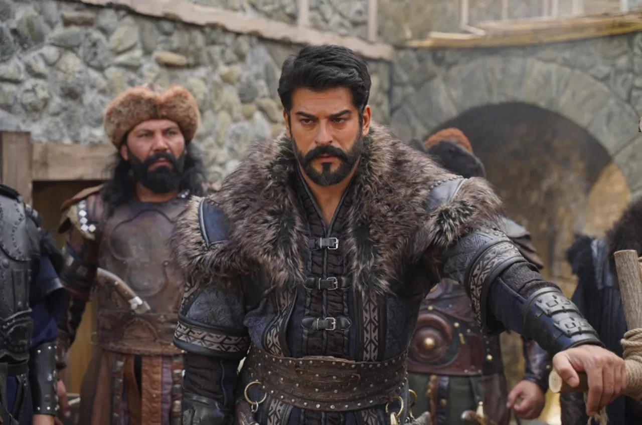 Kuruluş Osman'da kriz çıktı! Burak Özçivit gitti, yerine Mert Yazıcıoğlu mu geliyor? 