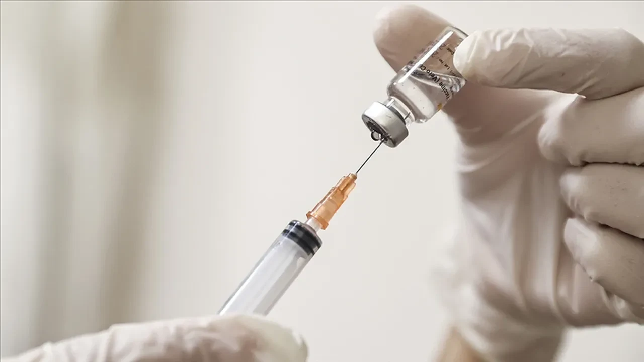 Sağlık Bakanlığı 125 bin doz influenza aşısı talep etti