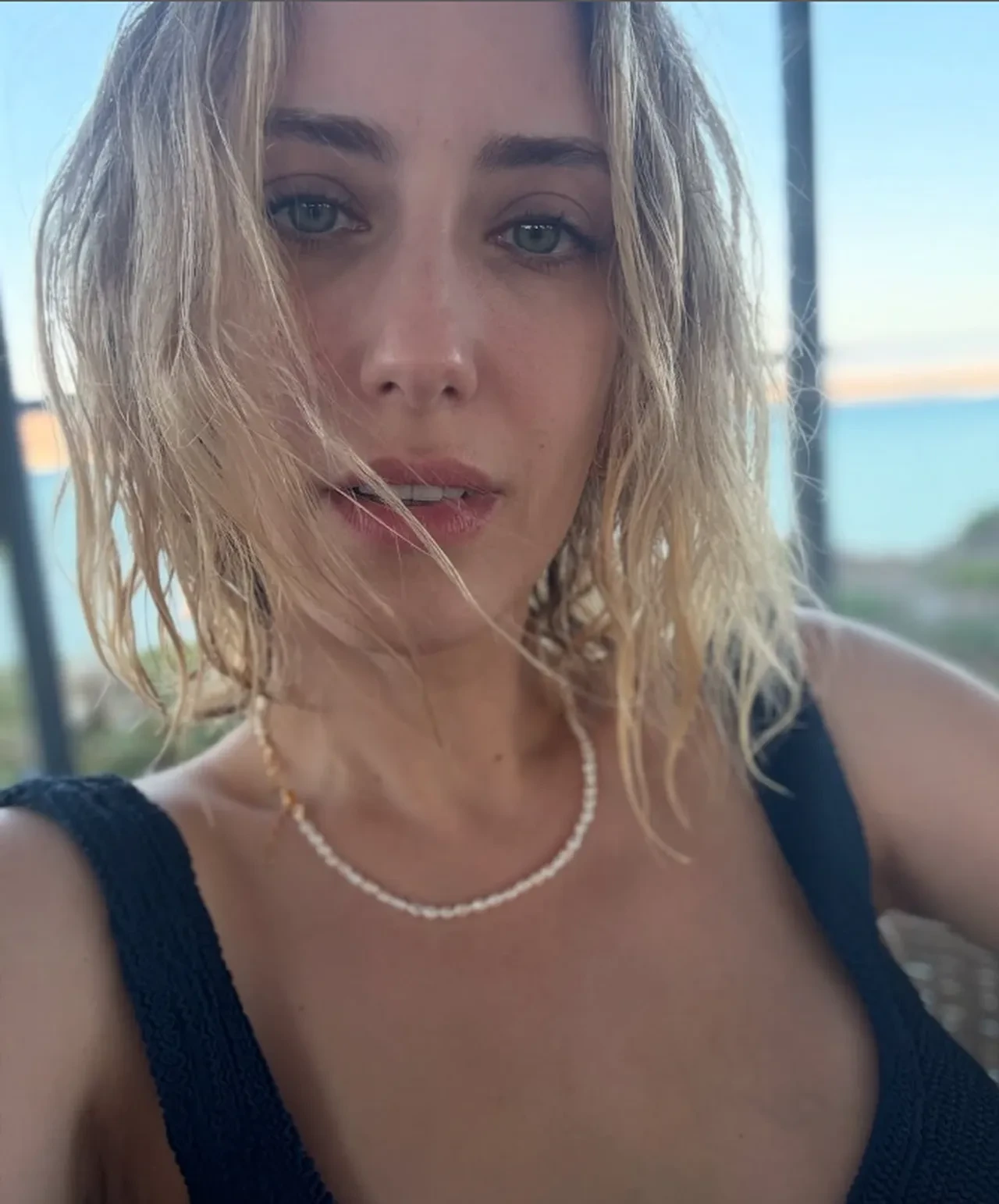 Şakir Paşa Ailesi final kararı aldı, Hazal Kaya imajını yeniledi