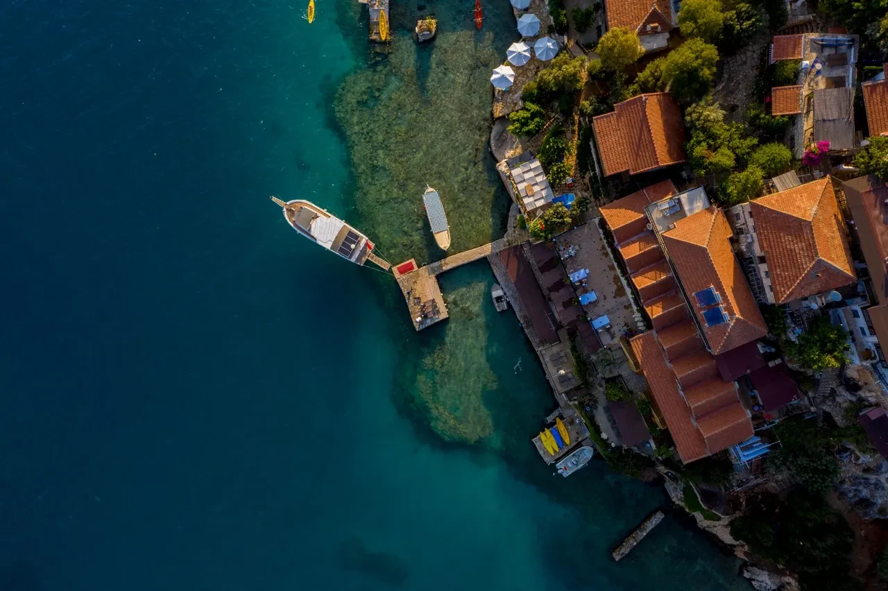 Türkiye’nin dijital turizm atağı: Meryem Uzerli ve Kaan Urgancıoğlu ile “Antalya Gambit” dünya sahnesinde