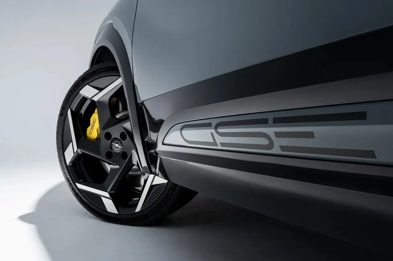 278 beygirlik Opel Mokka GSE sahneye çıktı