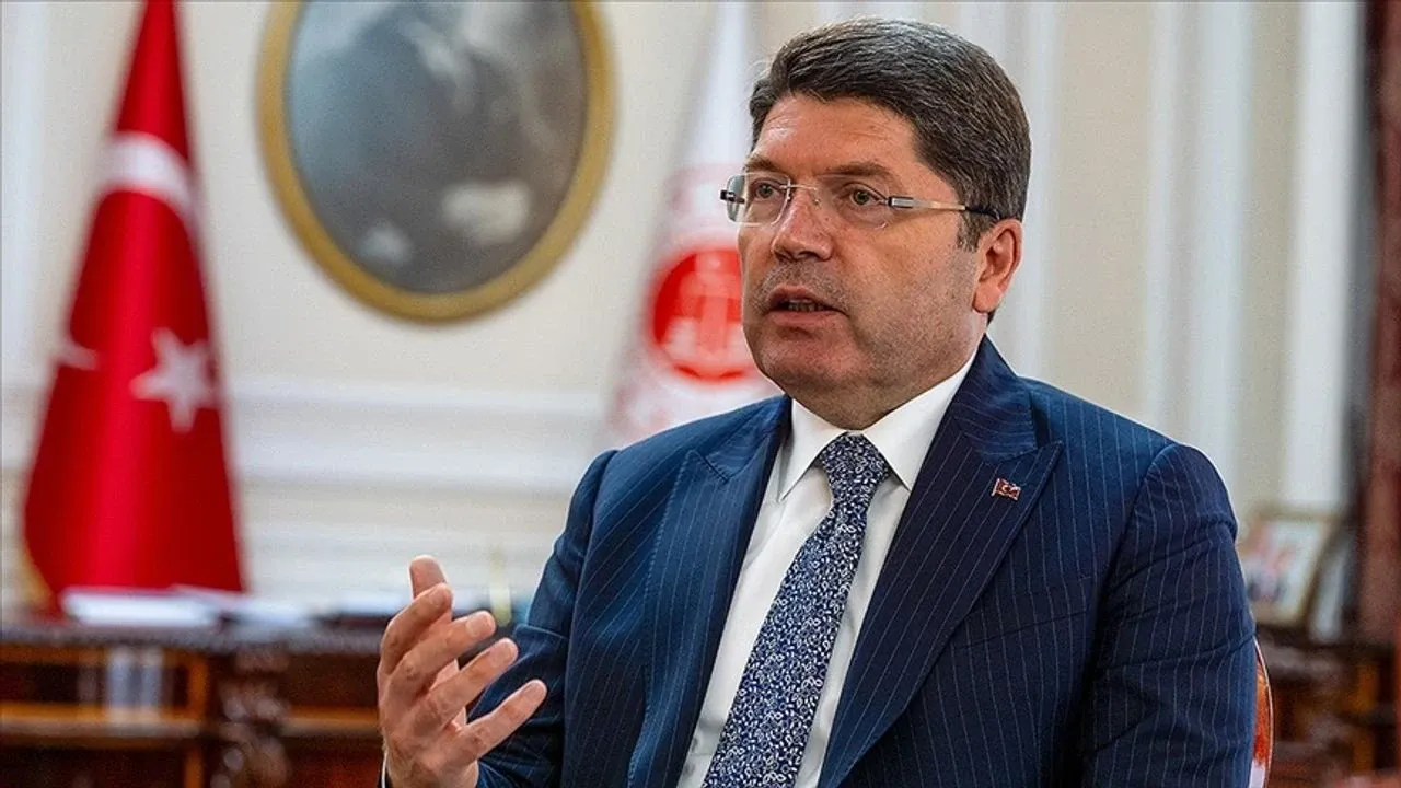 Bakan Tunç'tan 200 hükümlüyü tahliye iddialarına cevap! 