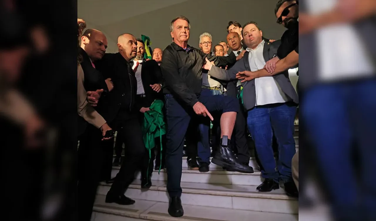 Brezilya'nın eski devlet başkanına elektronik kelepçe takıldı