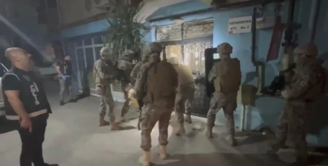 Bursa'da esnafa çöken 'Çetkinler' çetesi çökertildi: 17 şüpheli tutuklandı