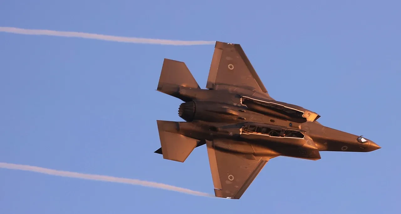 Eurofighter Typhoon vs F-35 karşılaştırması! Hangisi daha iyi?