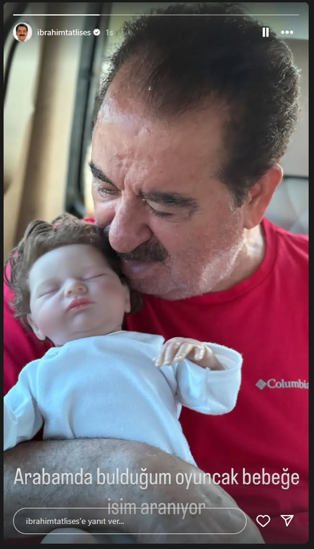 İbrahim Tatlıses arabasında bebek buldu! İsmini takipçilerine sordu