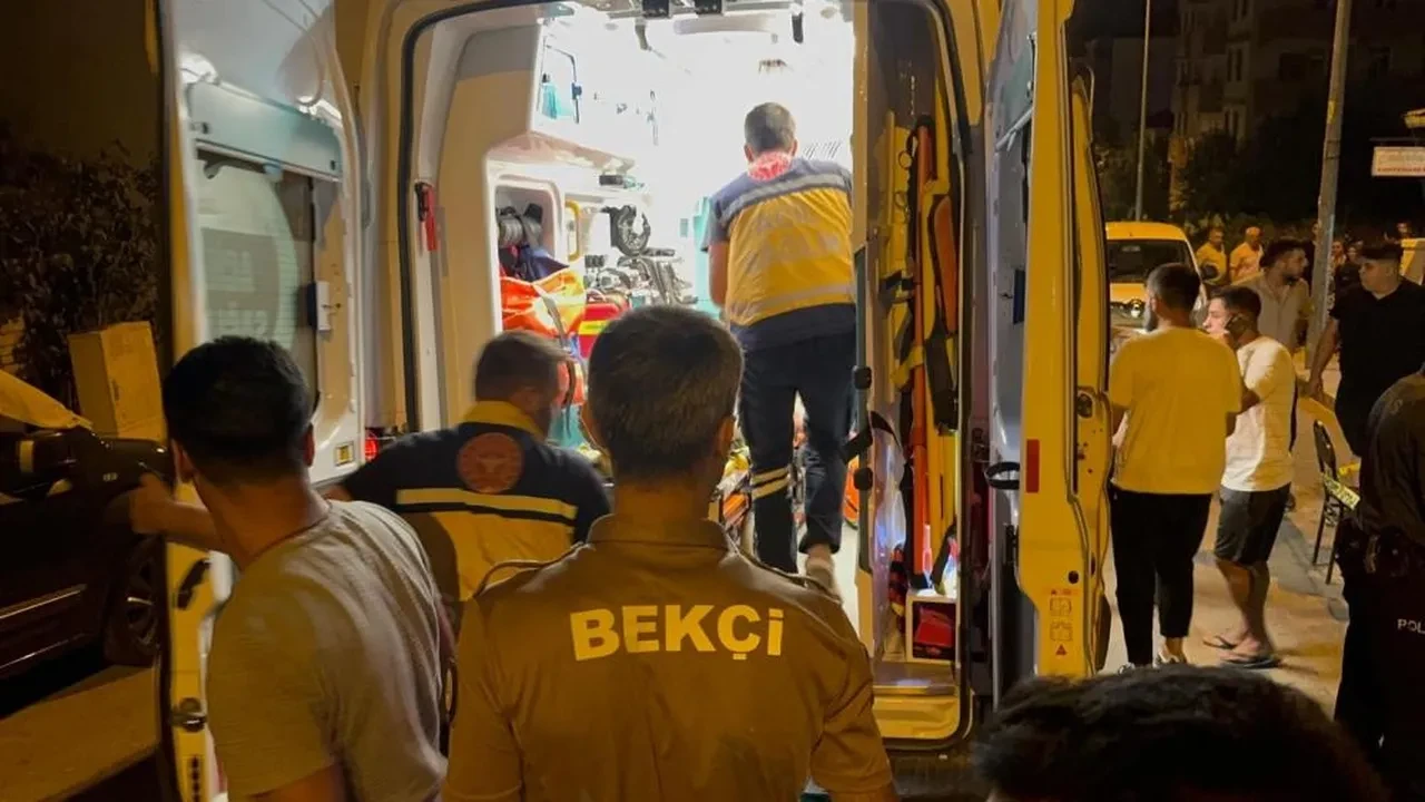 Kıraathane önünde dehşet! Kalbinden bıçakladılar