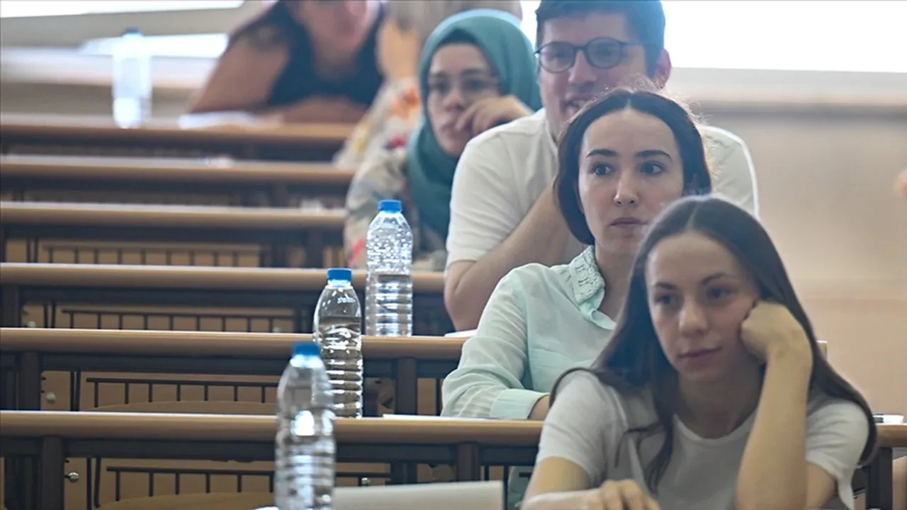 KPSS geç başvuru ücreti ne kadar? ÖSYM başvuruların başladığını açıkladı