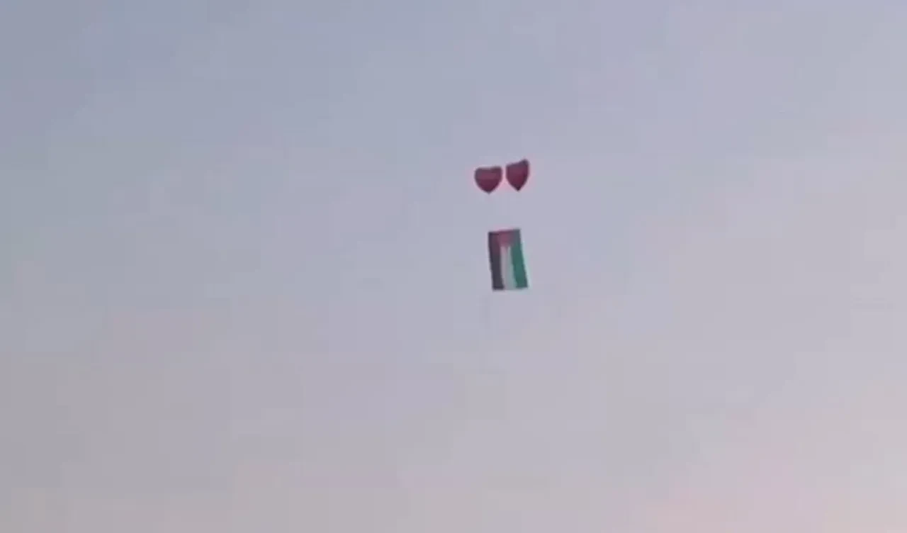 Şampiyonlar Ligi'nde İsrail protestosu! Balonlar Maccabi Tel Aviv maçına damga vurdu