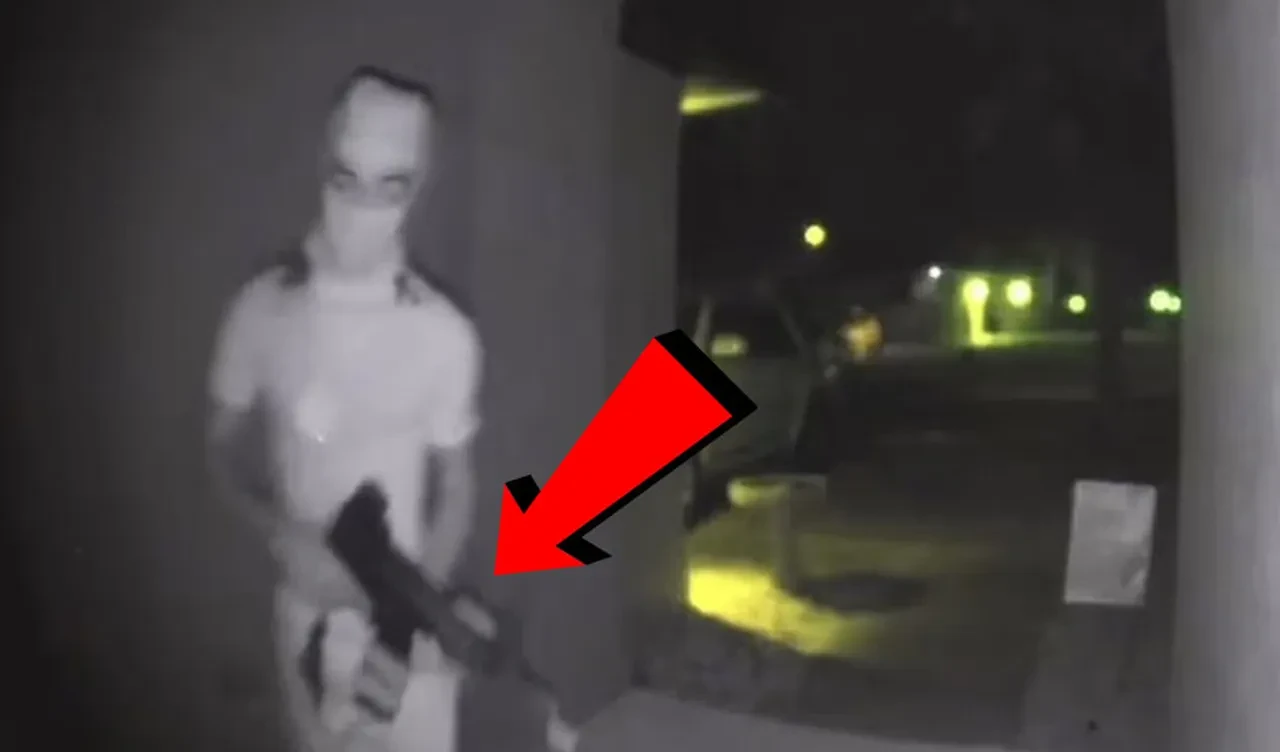 Sosyal medya akımı ülkeyi ayağa kaldırdı! Kapıları tekmeleyip ateş ediyorlar