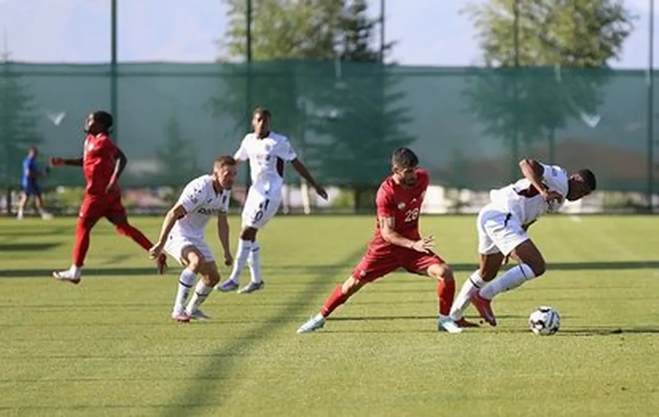 Trabzonspor Persepolis maç sonucu kaç kaç? Fırtına aradığını bulamadı