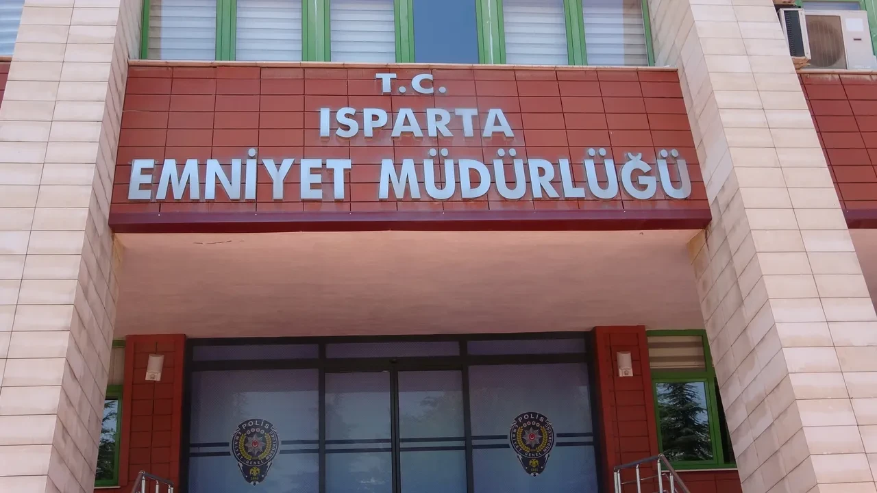 Yan bakma kavgasında tutuklama kararı! 3 yaralı, 7 gözaltı