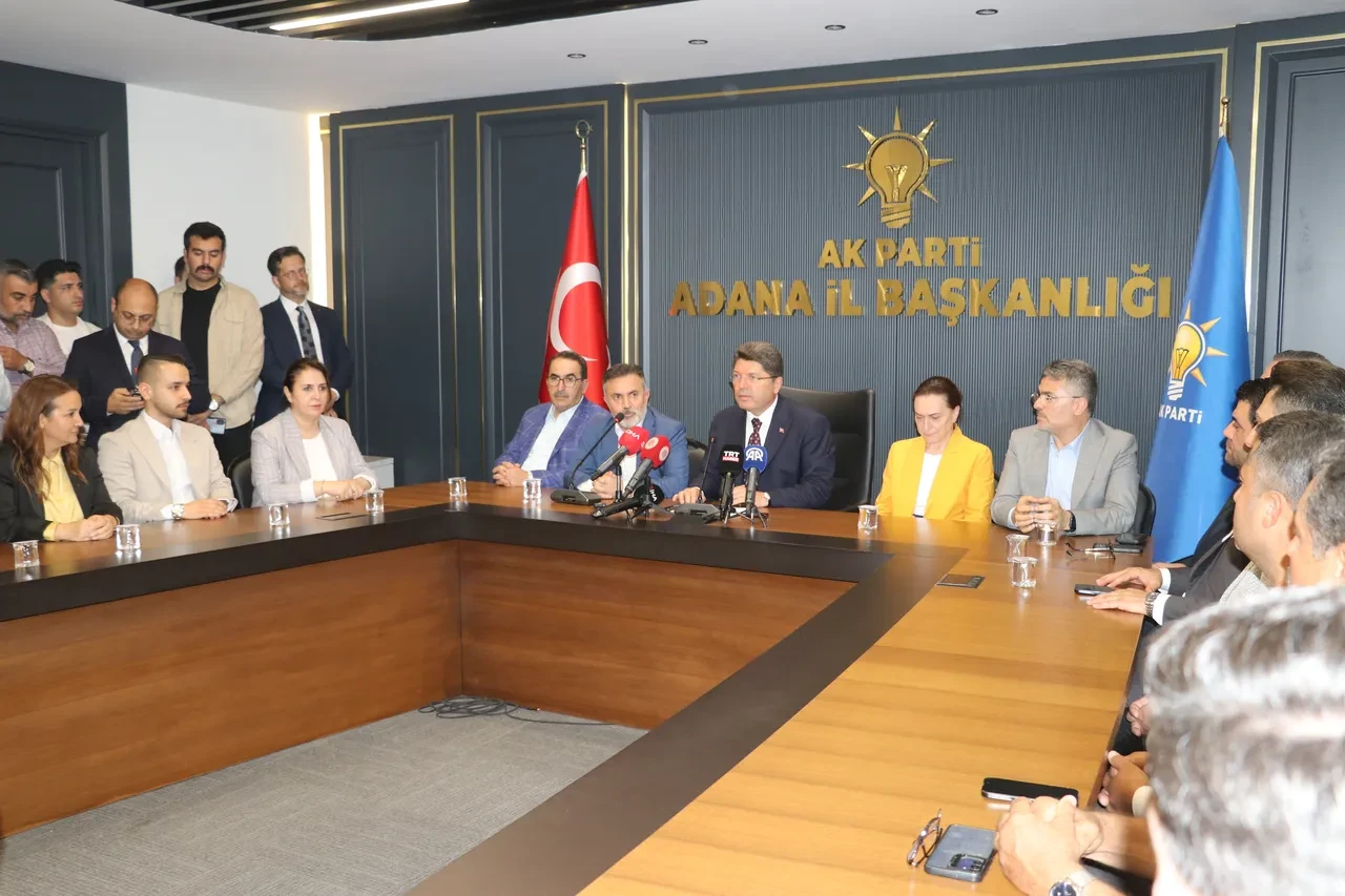 Adalet Bakanı Tunç'tan yeni anayasa vurgusu: Siyasi partiler yeni ve demokratik bir anayasa istiyor
