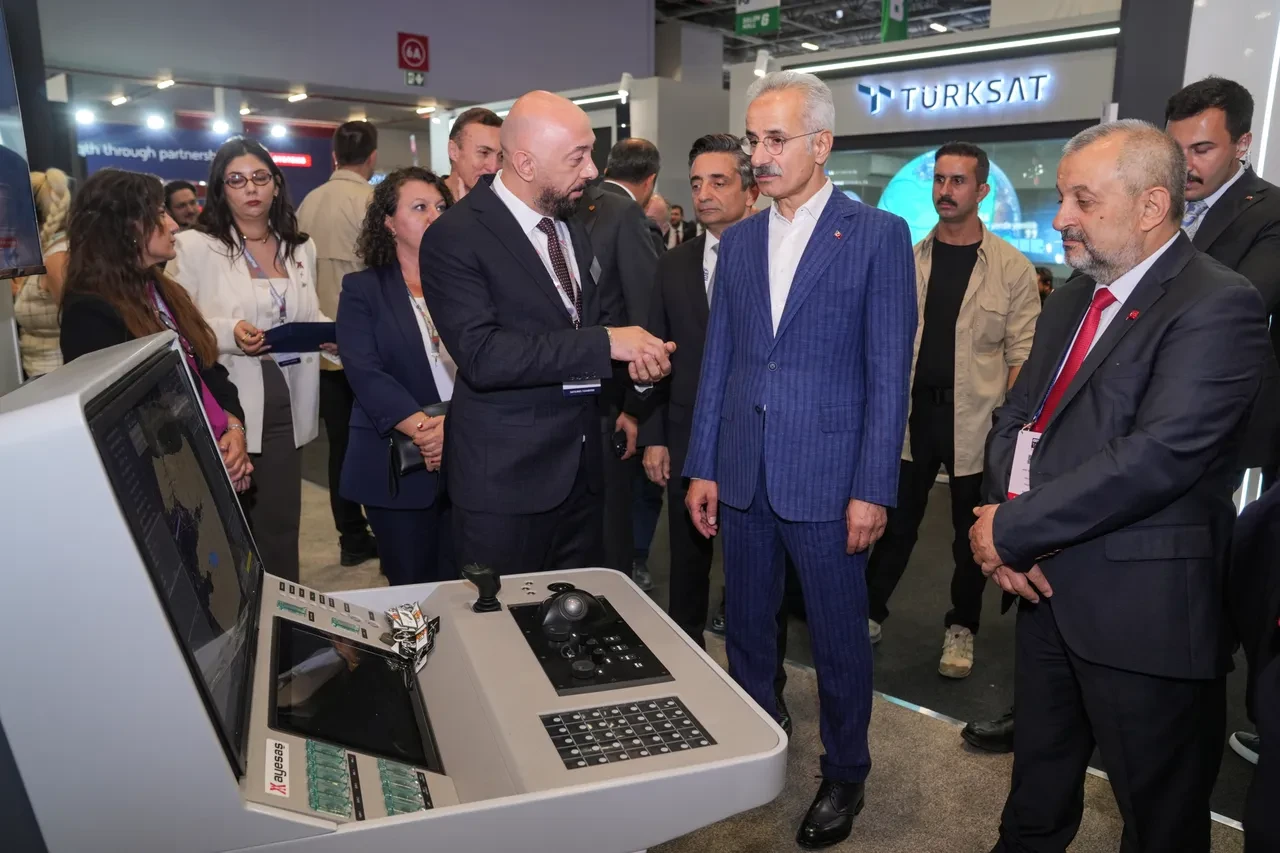 Bakan Uraloğlu: Bizim için ulaştırma koridorları kıymetli