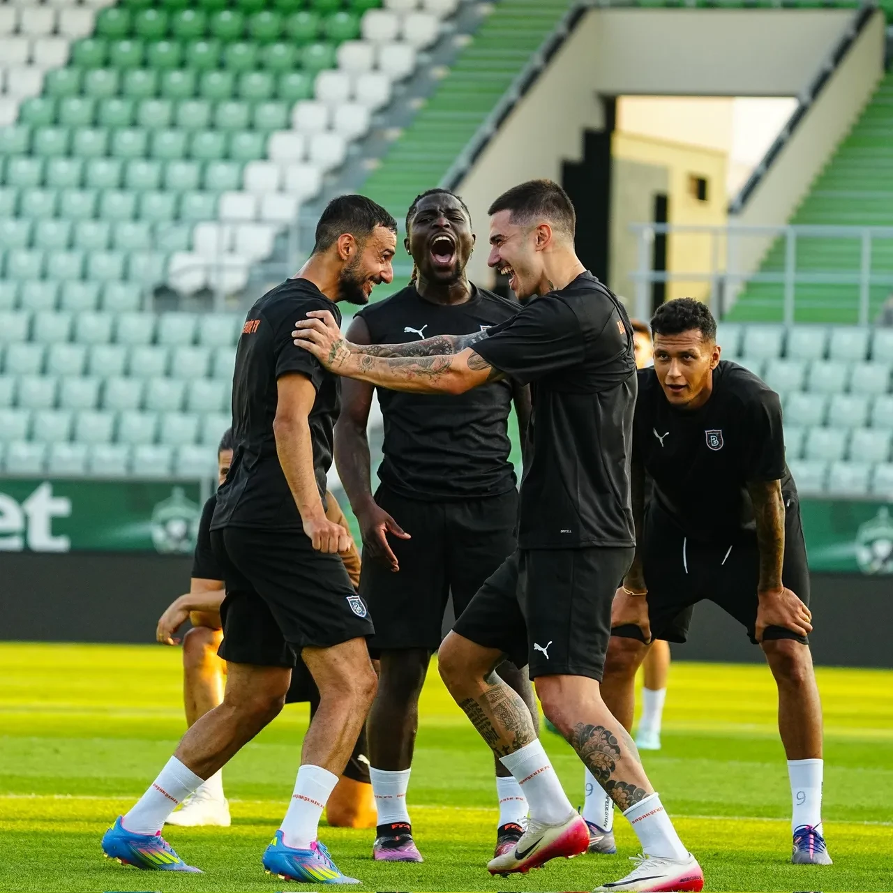 Başakşehir maçı hangi kanalda yayınlanıyor belli oldu! Canlı ve şifresiz yayın bilgileri
