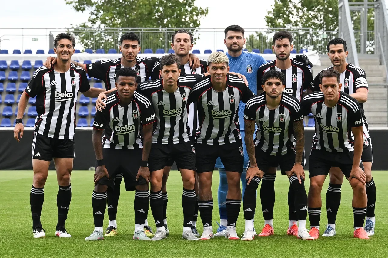 Beşiktaş Shakhtar Donetsk maç kadrosu, muhtemel ilk 11! BJK Avrupa Ligi'nde ilk maçına çıkıyor